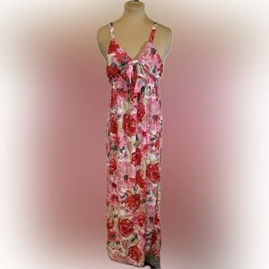 NWT Ophelia Roe Flowy Floral Maxi Dress